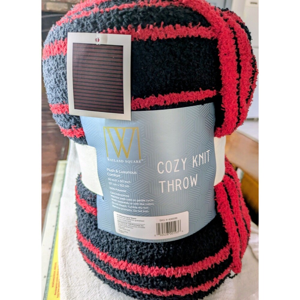 NWT Wayland Square Cozy Knit Throw Blanket 50x60 Black Red Striped Plush